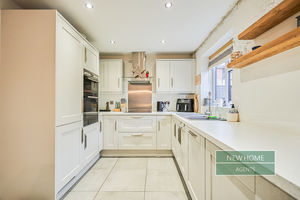 Photo 27- click for photo gallery